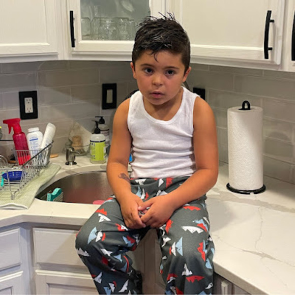 Meet your Posher, Eileen - Picture 1 of 1